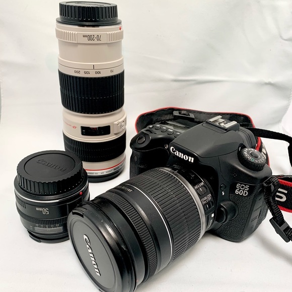 Canon EOS 60D SLR Camera, 3 Lens and accessories - Picture 2 of 2